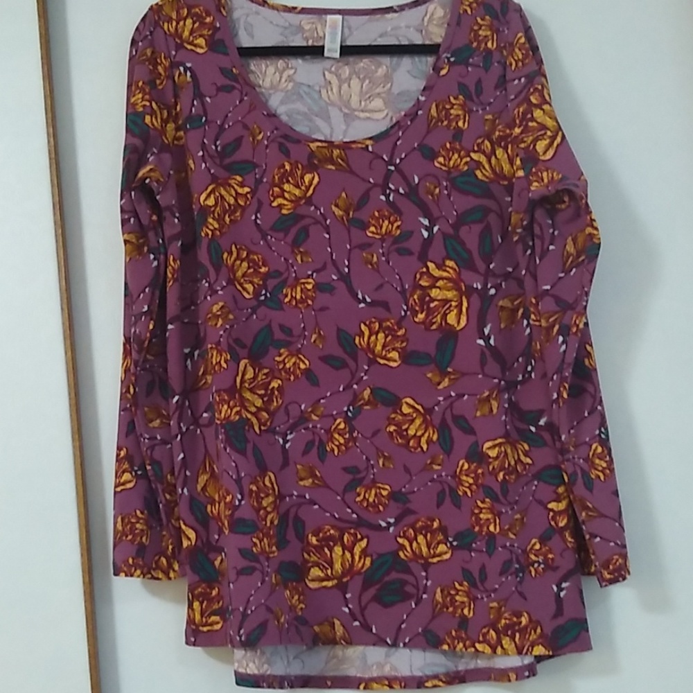 LuLaRoe Lynnae Top Size L